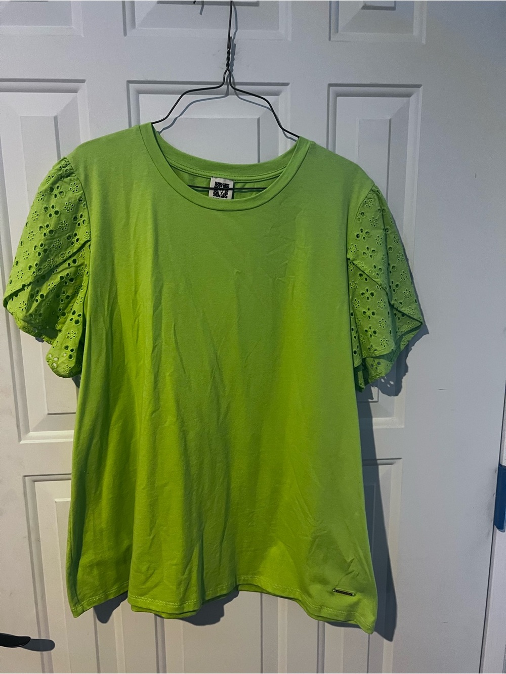 Anne Klein Lime Green Eyelet Ruffle Sleeve Tee